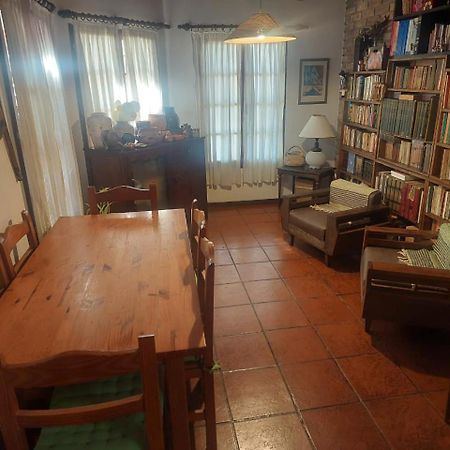 Casa Confortable - Parque Central - Estacionamiento, Patio, 3 Banos, 5 Habitaciones - La Cieneguita المظهر الخارجي الصورة