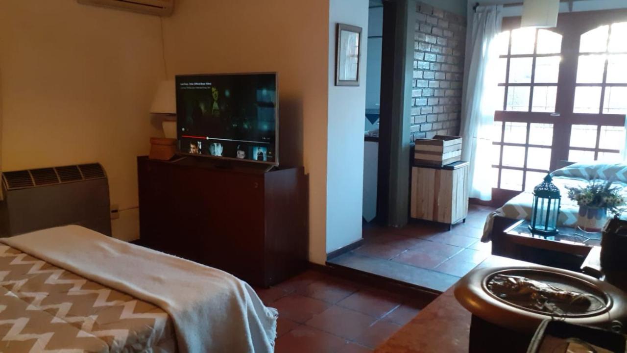 Casa Confortable - Parque Central - Estacionamiento, Patio, 3 Banos, 5 Habitaciones - La Cieneguita المظهر الخارجي الصورة
